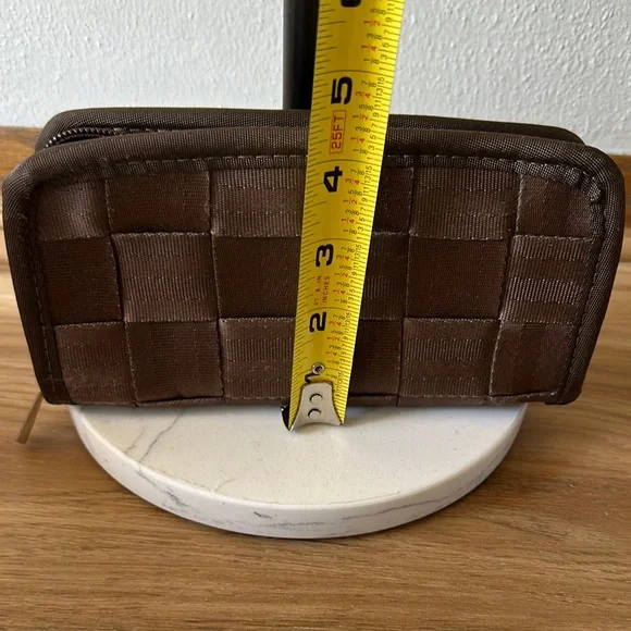 Harvey’s Classic Brown Wallet - Picture 3 of 4